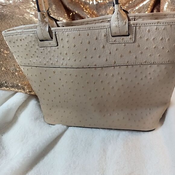 Dooney & Bourke  LEATHER Shoulder Bag PRISTINE condition - Picture 4 of 9